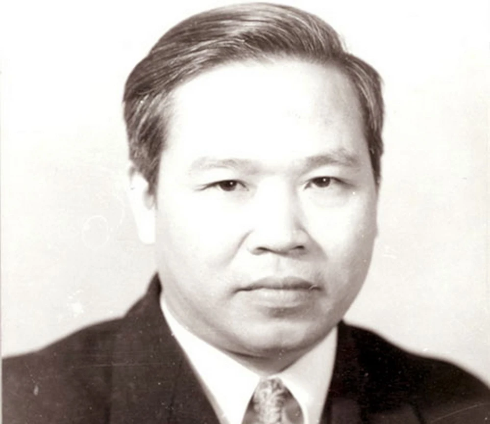 Nhà thơ Huy Cận